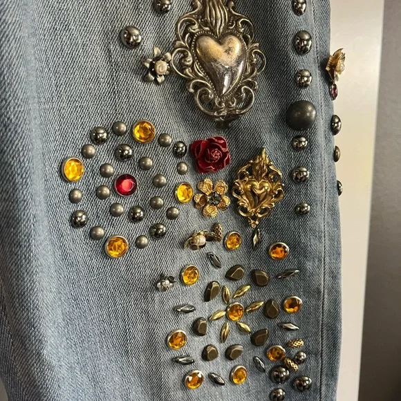 🤩 Dolce & Gabbana Crystal Roses Heart Embellished Jeans Authentic Sz 44 US 8/10 - Picture 7 of 16